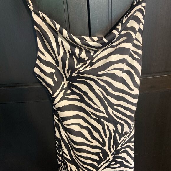 Urban Outfitters Dress - Picture 6 of 6